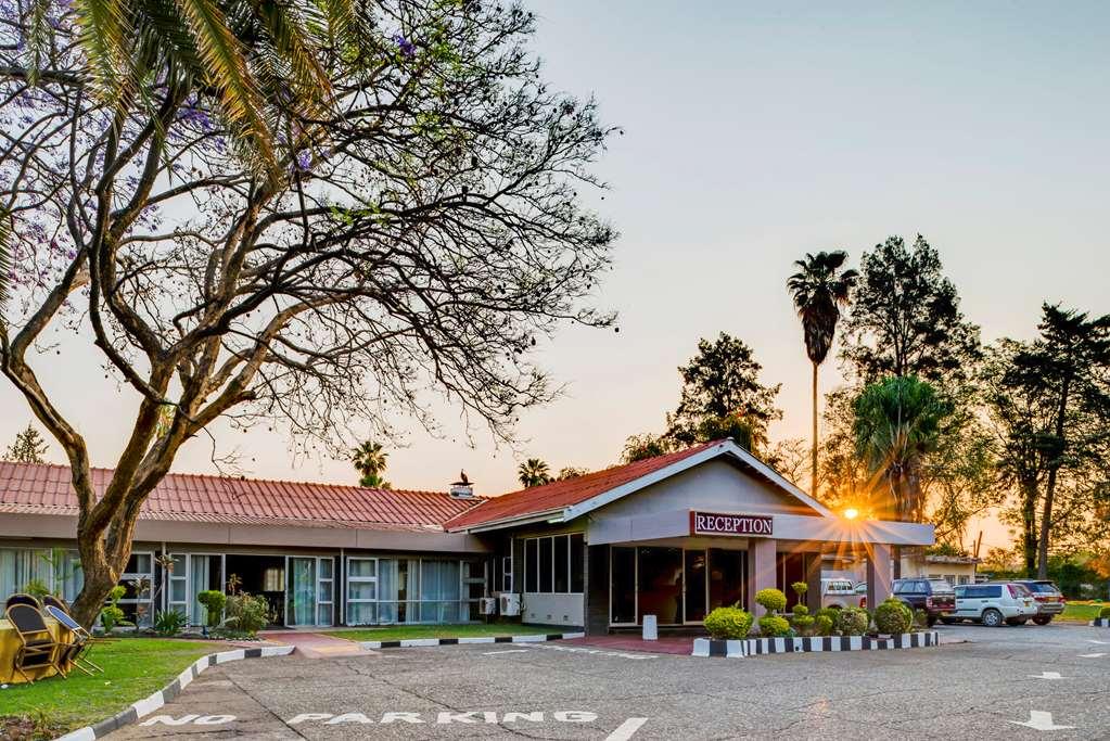 Kadoma Hotel & Conference Centre Εξωτερικό φωτογραφία