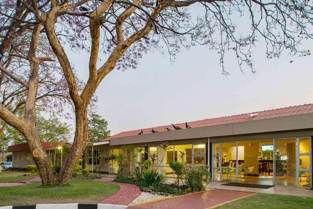 Kadoma Hotel & Conference Centre Εξωτερικό φωτογραφία