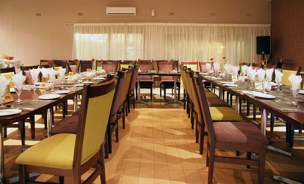Kadoma Hotel & Conference Centre Εξωτερικό φωτογραφία